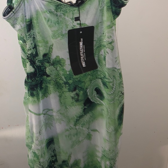 Green Oriental Print Strappy Ruched Tied Hem Dress - Picture 3 of 4